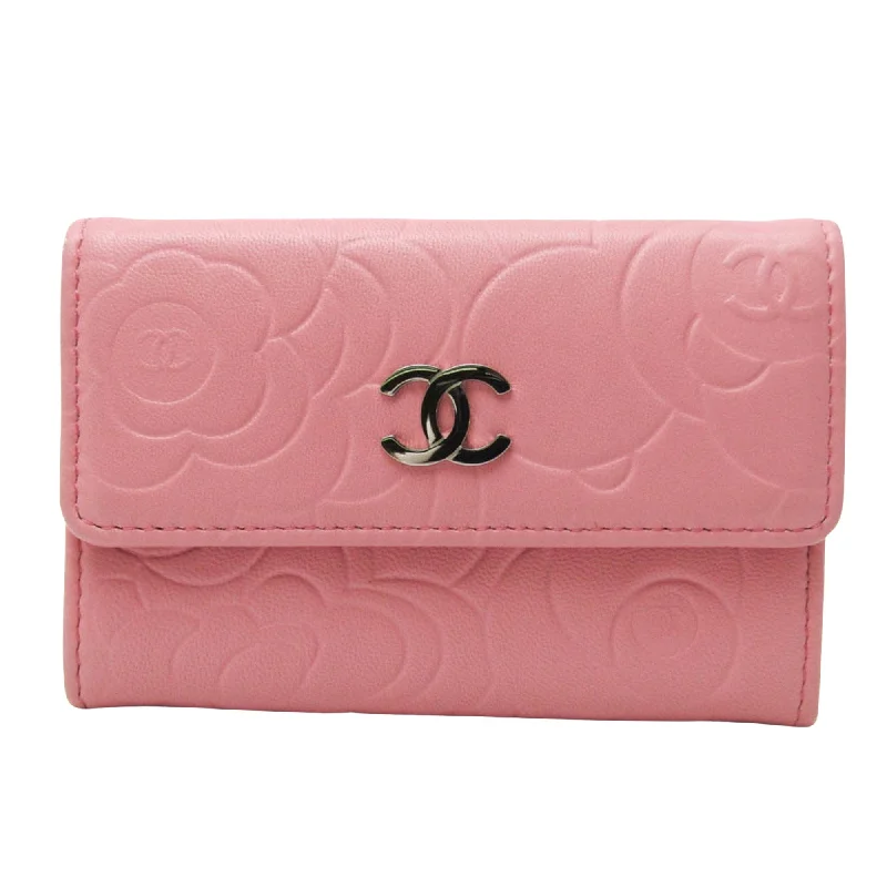 Luxury wallets for storing credit cards and cash -Chanel Camellia  Leather Wallet  (Pre-Owned)