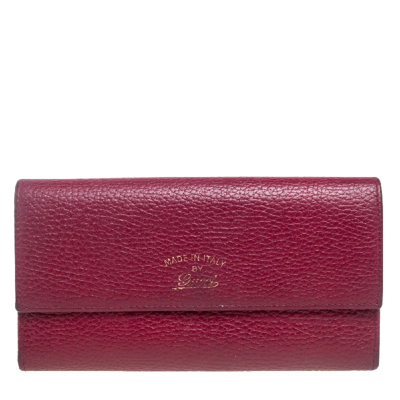 Women’s wallets with foldable design -Gucci Burgundy Leather Swing Continental Wallet..