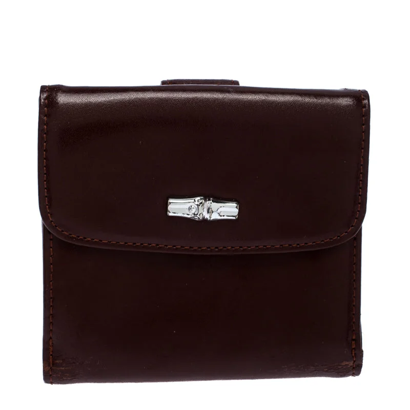 Simple wallets for everyday use -Longchamp Maroon Leather Roseau Compact Wallet..