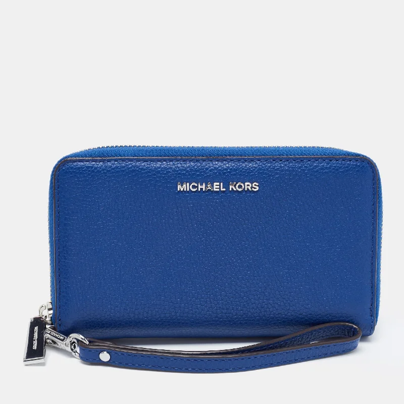 Small leather wallets for men -Michael Kors Blue Leather Jet Set Zip Around Wristlet Wallet..