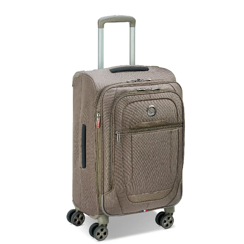 Suitcase for long vacations-Delsey Helium DLX 20" Expandable Spinner Carry-On